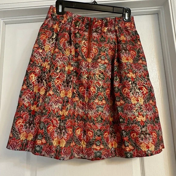 Maeve mini skirt, size small - Picture 2 of 3